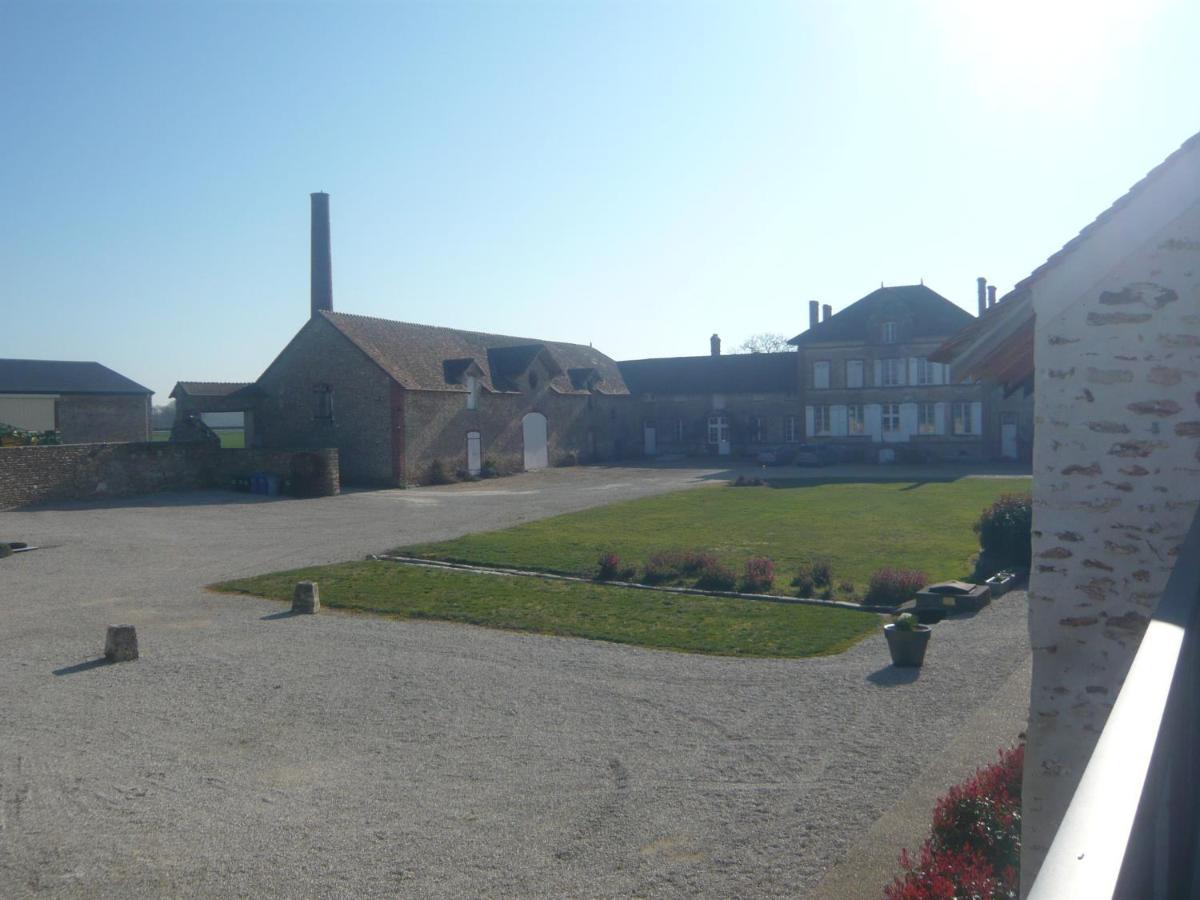 La Ferme De Presles Villa Menainville Exteriör bild